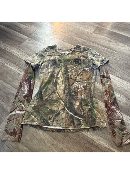 Gander Mountain Tops - Camo Long Sleeve Outdoor Shirt Women’s Size M By Gander Mountain